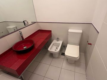 VENTA DUPLEX 3 AMBIENTES CON BALCON EN SAN TELMO