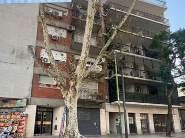 Departamento 2 Ambientes con Balcón en Floresta