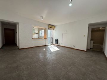 VENTA PH DE 2 AMB C/TERRAZA FLORES- APTO CREDITO