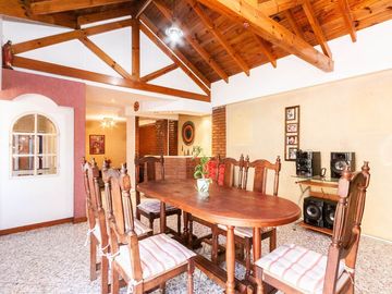 VENTA CASA Y DEPOSITO - LANUS OESTE