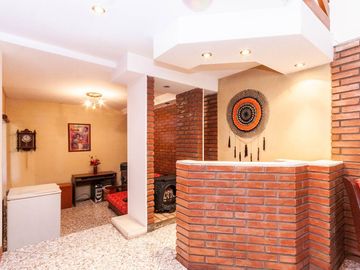 VENTA CASA Y DEPOSITO - LANUS OESTE