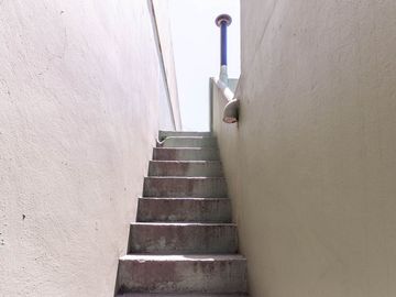 VENTA CASA Y DEPOSITO - LANUS OESTE