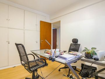 VENTA DEPTO. 5 AMBIENTES EN BELGRANO CON COCHERA.