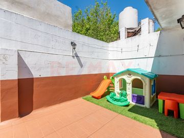 VENTA PH 4 AMB CON TERRAZA Y PARRILLA EN POMPEYA