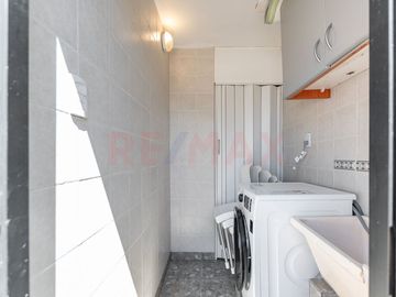 VENTA PH 4 AMB CON TERRAZA Y PARRILLA EN POMPEYA