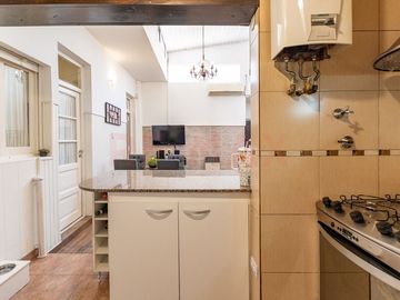 VENTA PH 4 AMB CON TERRAZA Y PARRILLA EN POMPEYA