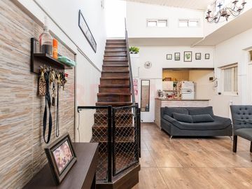 VENTA PH 4 AMB CON TERRAZA Y PARRILLA EN POMPEYA