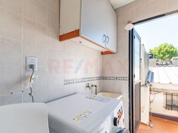 VENTA PH 4 AMB CON TERRAZA Y PARRILLA EN POMPEYA