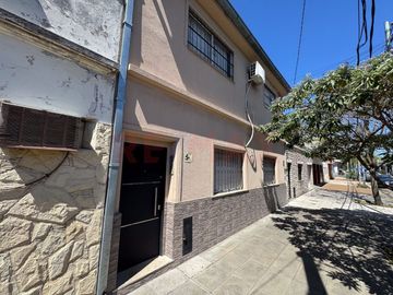VENTA PH 4 AMB CON TERRAZA Y PARRILLA EN POMPEYA