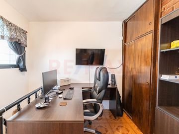 VENTA PH 4 AMB CON TERRAZA Y PARRILLA EN POMPEYA