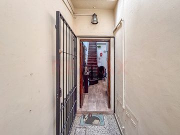VENTA PH 4 AMB CON TERRAZA Y PARRILLA EN POMPEYA