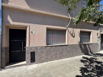 VENTA PH 4 AMB CON TERRAZA Y PARRILLA EN POMPEYA