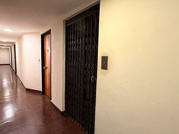 VENTA 2 AMB CON COCHERA ZONA ALDREY