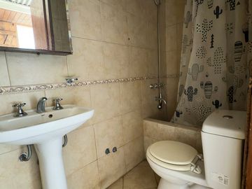 VENTA PH TIPO CASA 5 AMB QUINCHO COCHERA CAISAMAR
