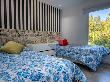 Venta Casa en Cariló 2 casas independientes renta