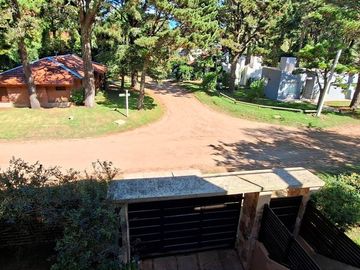 Departamento a la Venta en Pinamar con Piscina