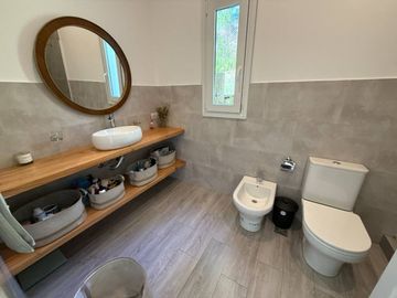 Casa en Venta en PINAMAR Barrio Álamos 5 ambientes