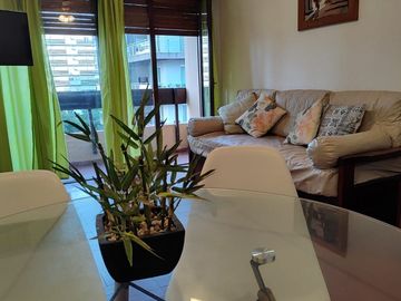 DEPARTAMENTO EN VENTA CENTRO DE PINAMAR CON GAS