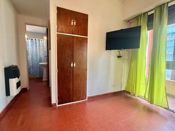 DEPARTAMENTO EN VENTA CENTRO DE PINAMAR CON GAS