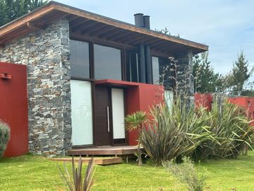 Venta Casa 5 amb en Costa Esmeralda ,Residencial I