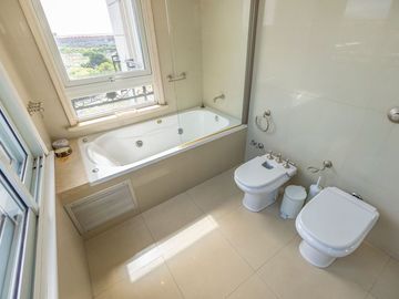 Venta Nuñez Chateau Libertador 4 ambientes
