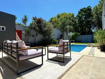 LOTE CON QUINCHO,BAÑO Y PILETA EN LOMAS DE ZAMORA