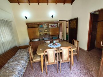 VENTA CASA DE 3 AMBIENTES PASO DEL REY APTO CREDIT