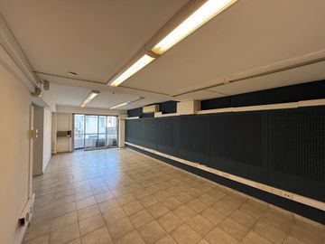 ALQUILER DE PISO completo coorporativo 6 oficinas