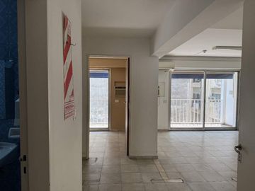 ALQUILER DE PISO completo coorporativo 6 oficinas