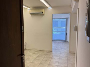 ALQUILER DE PISO completo coorporativo 6 oficinas