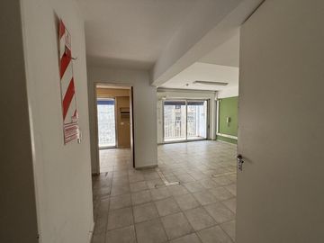 ALQUILER DE PISO completo coorporativo 6 oficinas