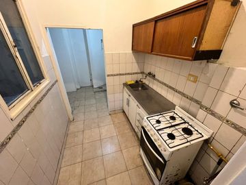 Departamento 2 Amb Amplios en Excelente Ubicacion
