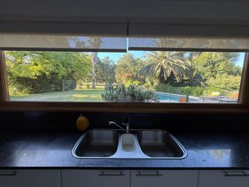 Casa en venta, lote al golf-Country El Ombú Ezeiza