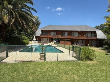 Casa en venta, lote al golf-Country El Ombú Ezeiza