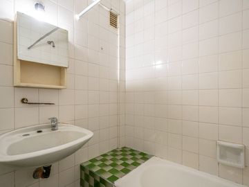 DEPTO 4 AMBIENTES EN VENTA EN CASEROS OPORTUNIDAD
