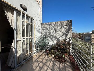 Venta PH 2 Amb Terraza Balcón Parque Chacabuco