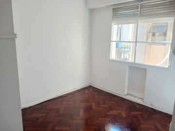 ALQUILER RECOLETA DEPTO 3 AMB BALCON AL FRENTE