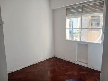 ALQUILER RECOLETA DEPTO 3 AMB BALCON AL FRENTE