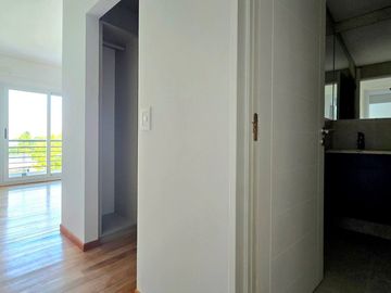 DEPTO 3 AMB DEVOTO A ESTRENAR CON BALCON C COCHERA
