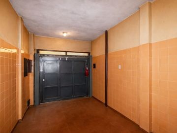 VENTA CASA 7 AMB CON JARDIN TERRAZA Y COCHERA