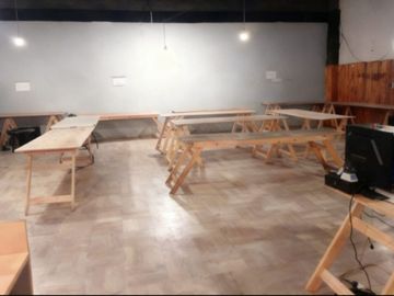 Venta galpon  mas casa 3 amb en Lomas de Mirador