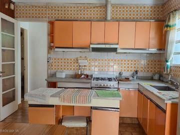 CASA VENTA 5 AMB CASTELAR APTA CREDITO LOTE 643 MT