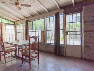 VENTA CASA EN PADUA S/AV. RIVADAVIA - FINANCIA