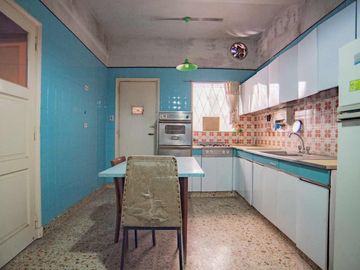 VENTA CASA EN PADUA S/AV. RIVADAVIA - FINANCIA