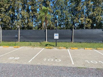 Venta cochera desc en complejo Vila Vela Tigre