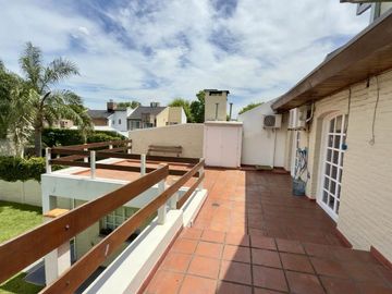 VENTA CASA 6 AMB DON TORCUATO JARDIN Y PILETA