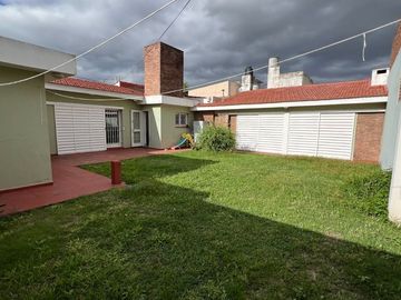 VENTA CASA 4 DORMITORIOS COCHERA VILLA BELGRANO
