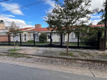 VENTA CASA 4 DORMITORIOS COCHERA VILLA BELGRANO