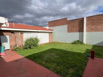 VENTA CASA 4 DORMITORIOS COCHERA VILLA BELGRANO