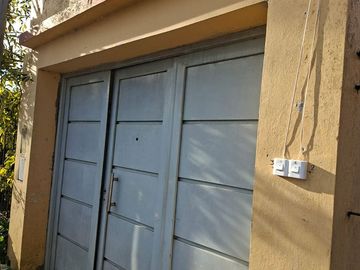 CASA EN VENTA SAN CARLOS BERISSO 2 DORMITORIOS